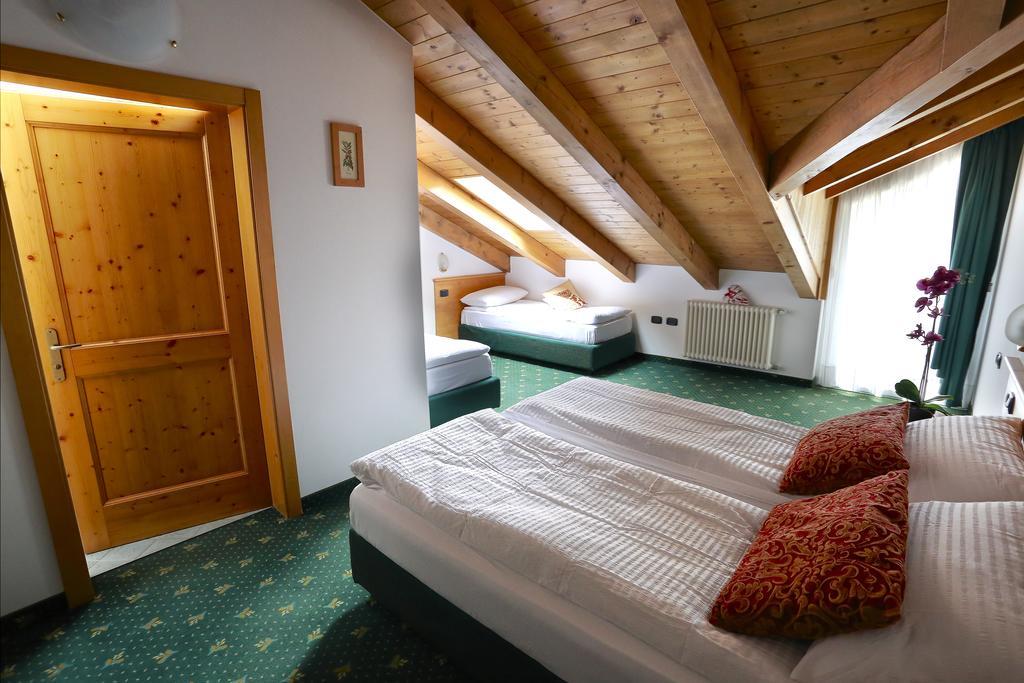 Alp Hotel Dolomiti Dimaro Exterior foto