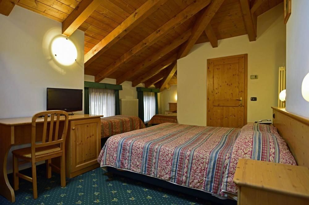 Alp Hotel Dolomiti Dimaro Exterior foto